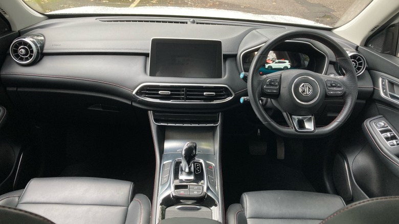 MG HS 1.5 T-GDI PHEV SE 5dr Auto Hatchback